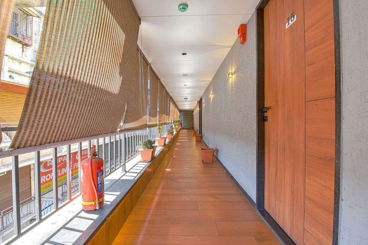 Fabhotel Udhna Inn, Near Udhna Junction Surat Buitenkant foto
