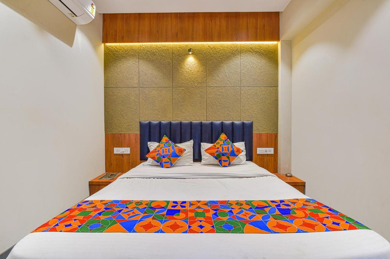 Fabhotel Udhna Inn, Near Udhna Junction Surat Buitenkant foto